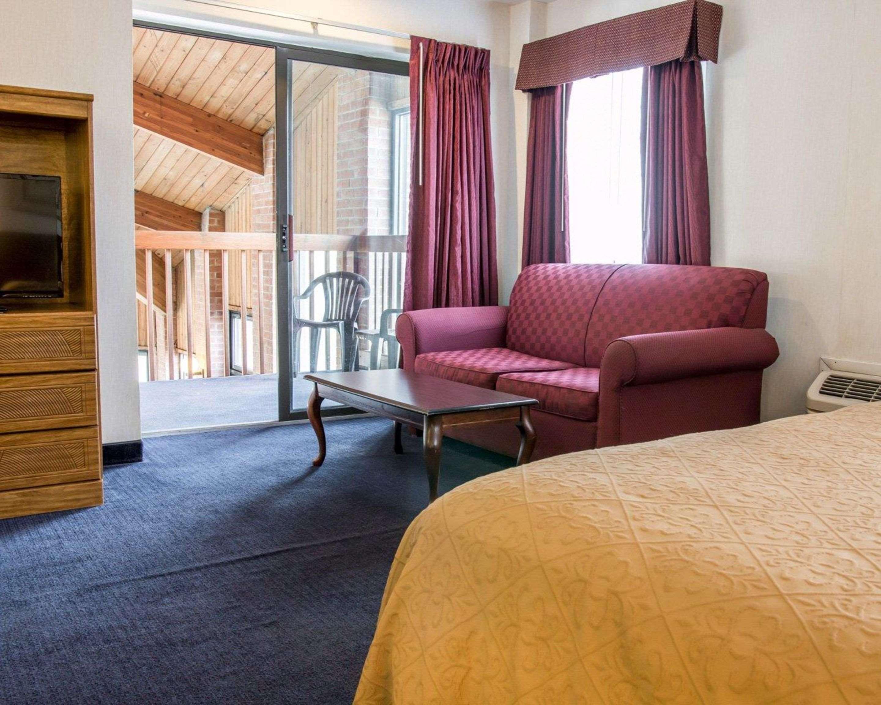 Quality Inn Hudsonville South Exterior foto